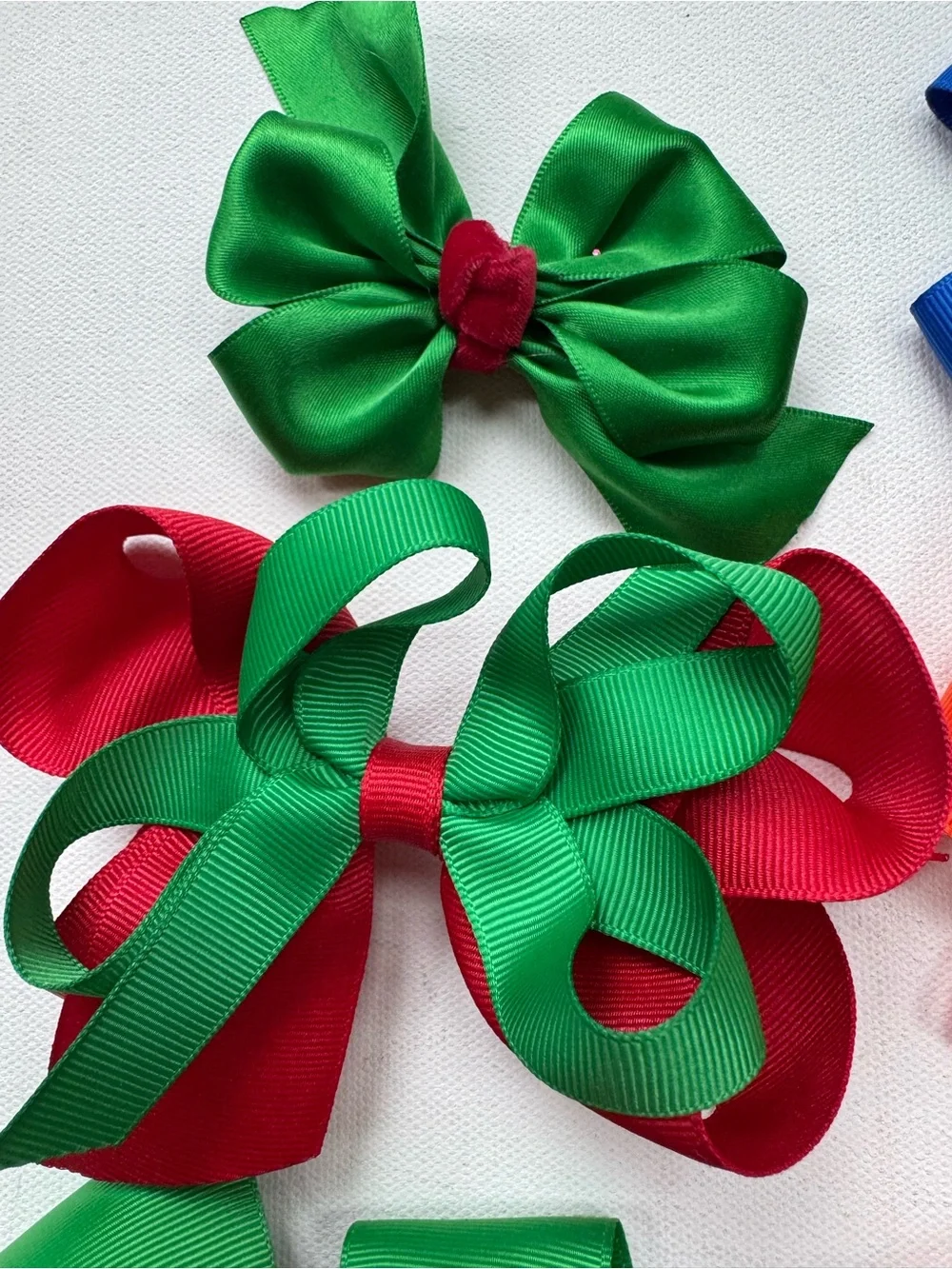 Boutique Girls Hair Bow Bundle | 6 Large Grosgrain Holiday & Everyday Bows